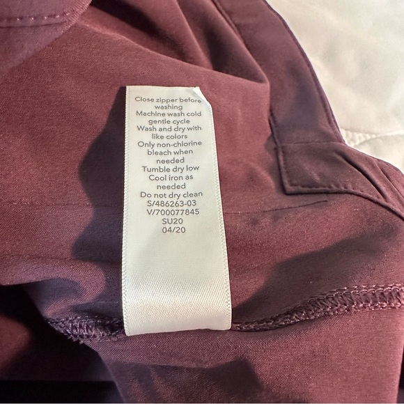 NWT! Athleta M Running Free Jacket, Purple - Picture 6 of 8
